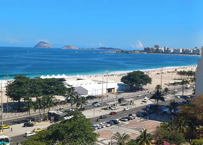 Copacabana Com Vista Incrivel Do Mar